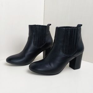 Steve Madden Black Gasto Boot